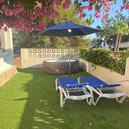 Independent House El Bosque