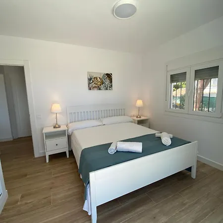 Holiday home Independent House El Bosque