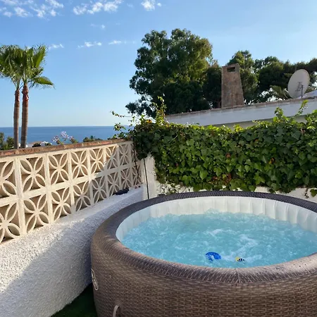 Holiday home Independent House El Bosque