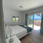 Independent House El Bosque