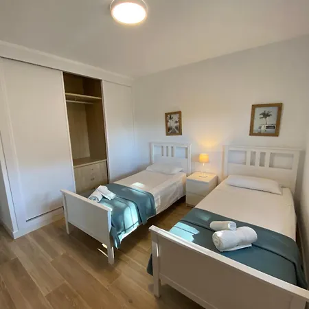 Independent House El Bosque לה קאלה דה מיחאס